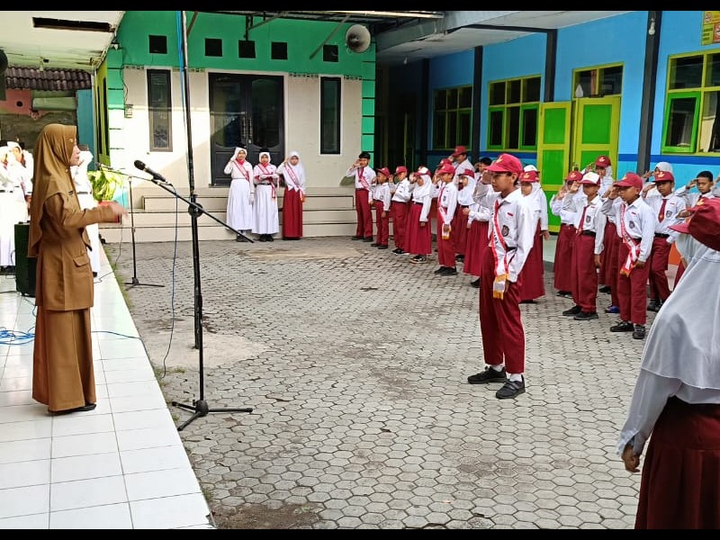 UPACARA BENDERA MERAH PUTIH